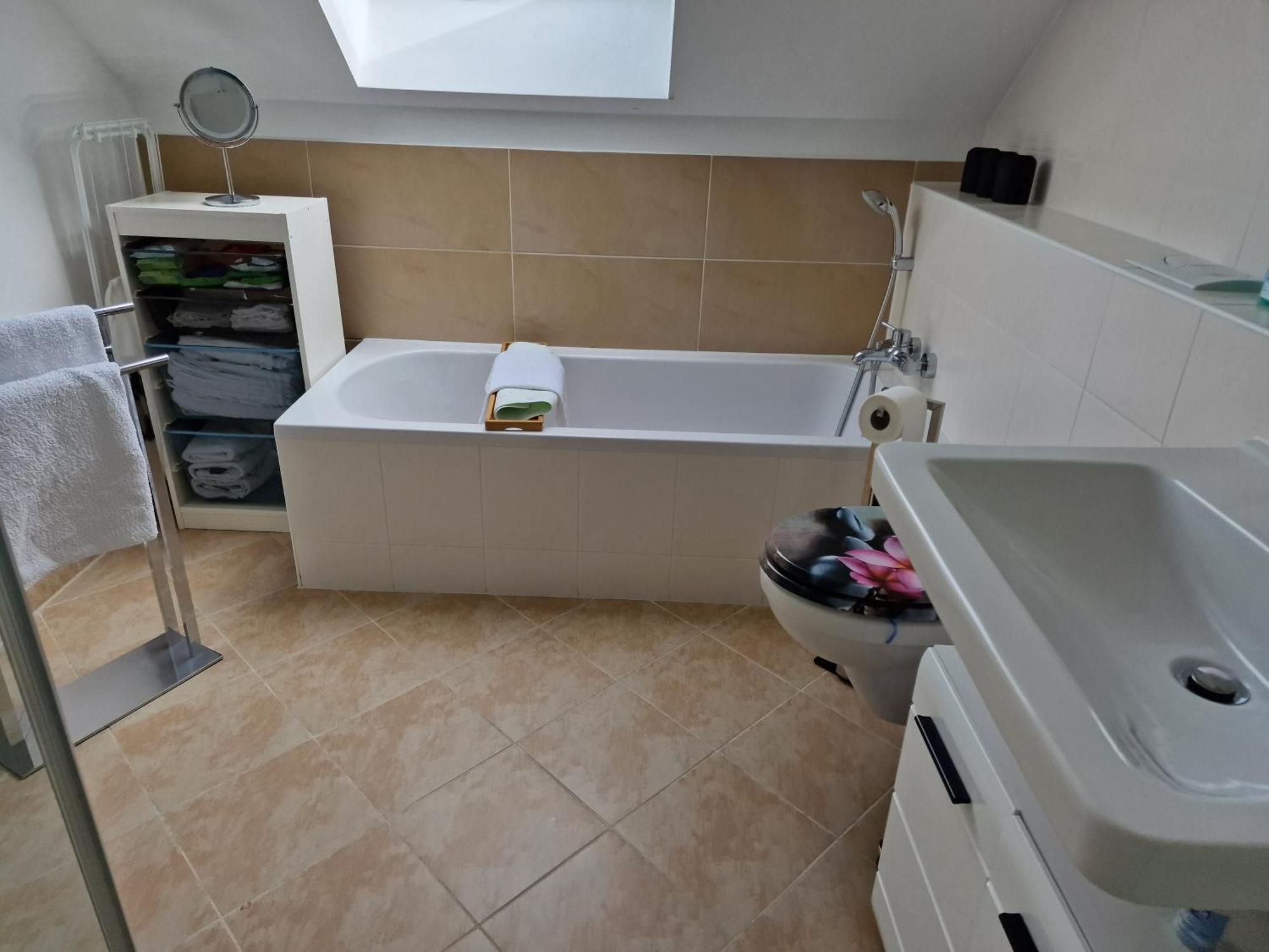 Ferienwohnung Rosenbluete Neustadt an der Weinstraße Buitenkant foto